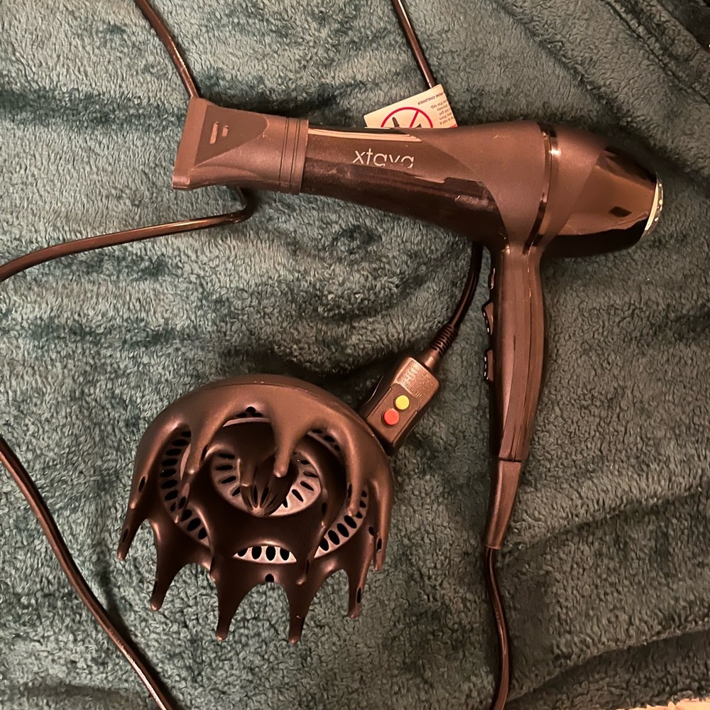 Xtava blow dryer with orchid diffuser attachment. Salon quality.